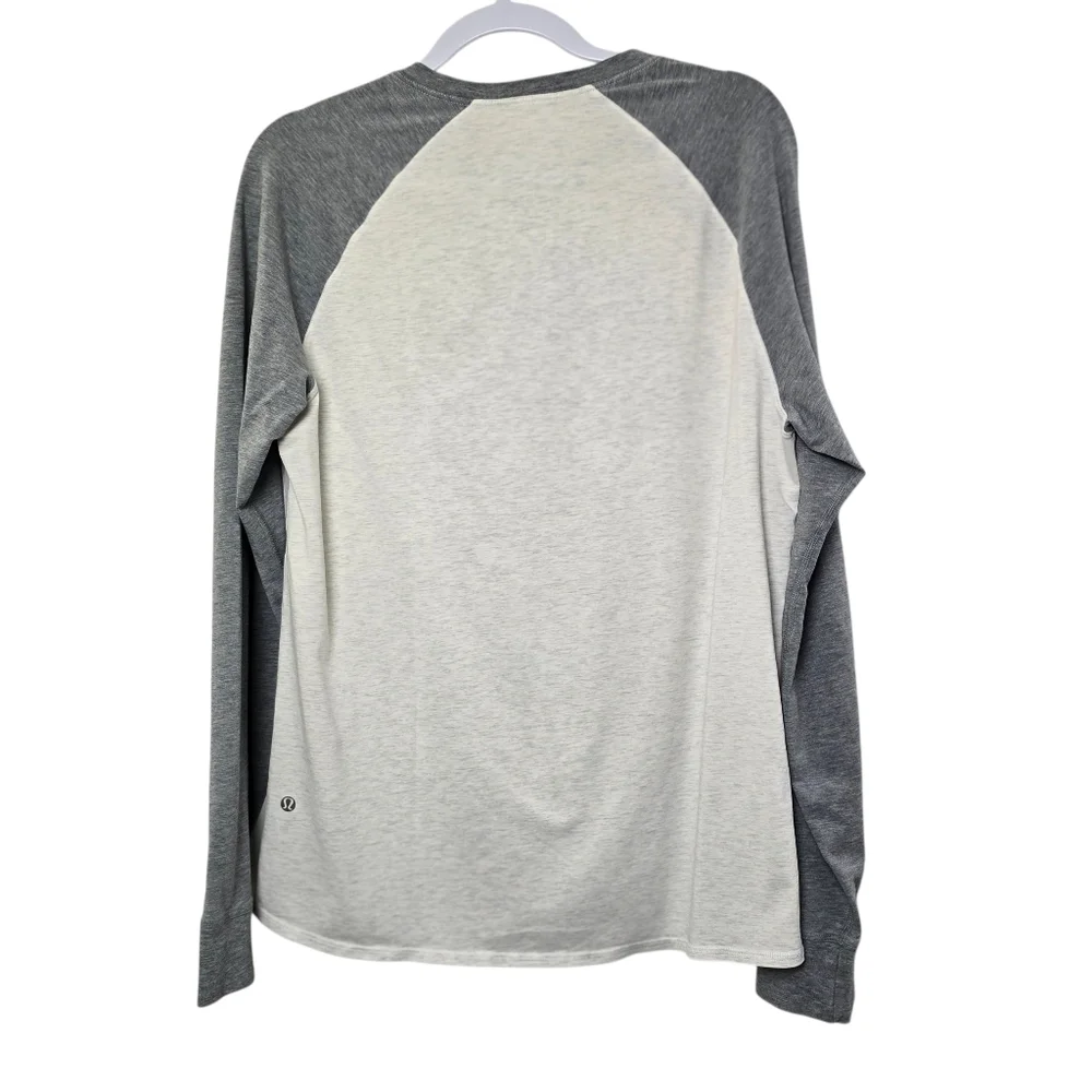 Lululemon Men’s Raglan Long Sleeve Gray Athletic Activeweae Shirt - Picture 2 of 4
